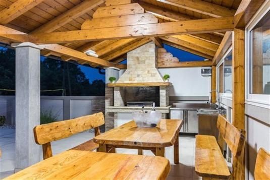 Villa Attractive