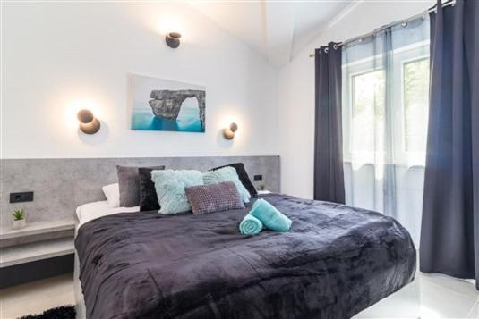 Villa Attractive