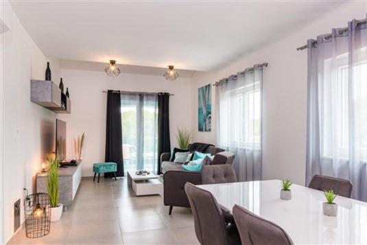 Attractive Villa Pula